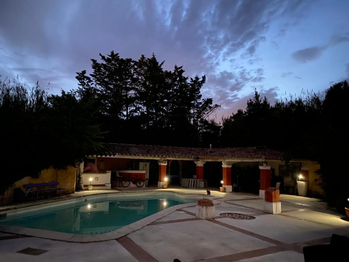 Le Clos De L'Isle Арл Екстериор снимка