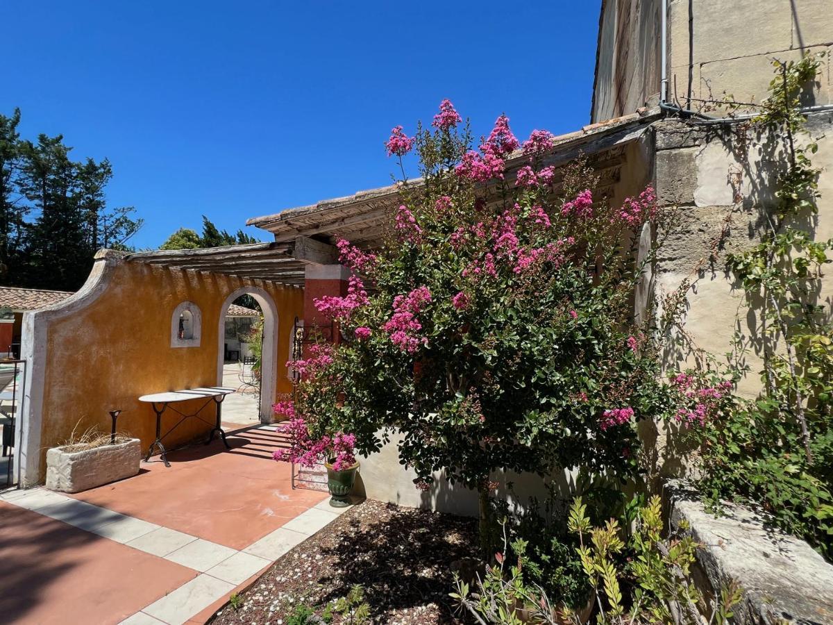 Le Clos De L'Isle Арл Екстериор снимка